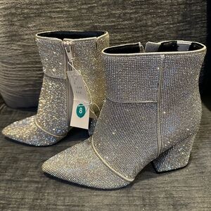 A New Day Womens Cailin Ankle Boots Silver Gray size 8 NEW